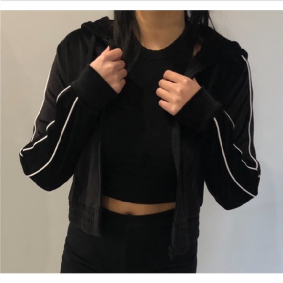 Garage Black Velvet Cropped Jacket Size: XS